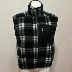 SO Black White Buffalo Plaid Faux Fur Vest Sz S